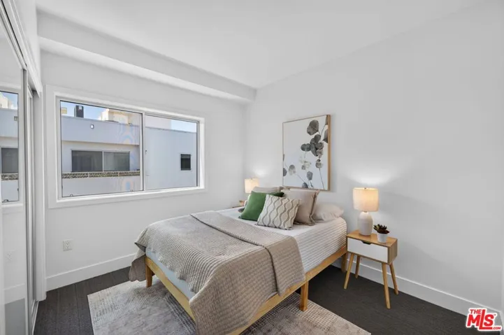 1700 Sawtelle Boulevard 8, Los Angeles, California 90025