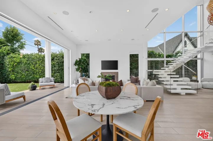 6356 W 5th Street, Los Angeles, California 90048