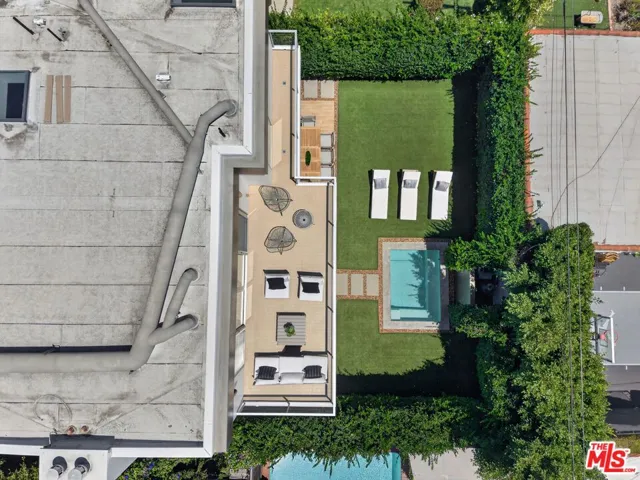 6356 W 5th Street, Los Angeles, California 90048