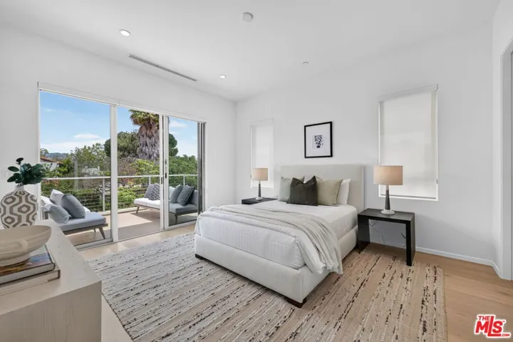 6356 W 5th Street, Los Angeles, California 90048