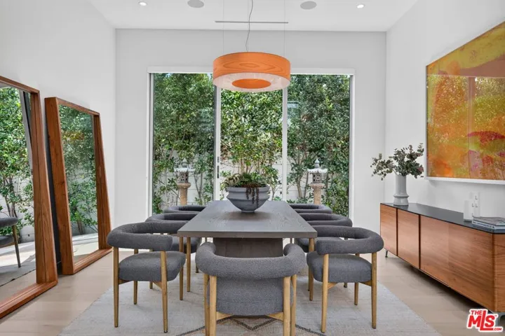 6356 W 5th Street, Los Angeles, California 90048
