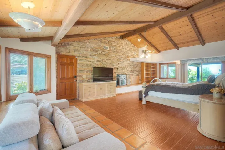 30458 Cool Valley Highlands Road, Valley Center, California 92082