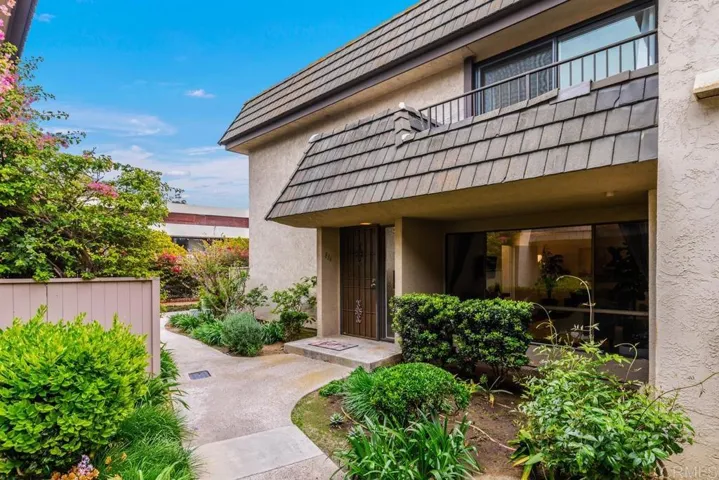 836 S Sierra, Solana Beach, California 92075
