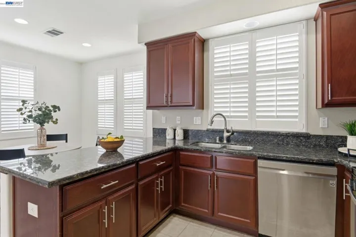152 Heligan Lane 15, Livermore, California 94551-9999