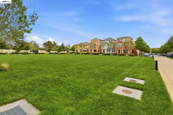152 Heligan Lane 15, Livermore, California 94551-9999