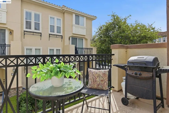 152 Heligan Lane 15, Livermore, California 94551-9999