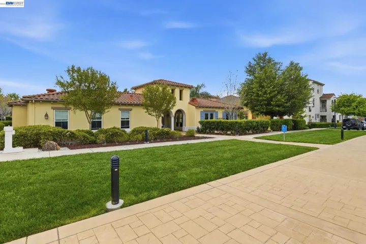 152 Heligan Lane 15, Livermore, California 94551-9999