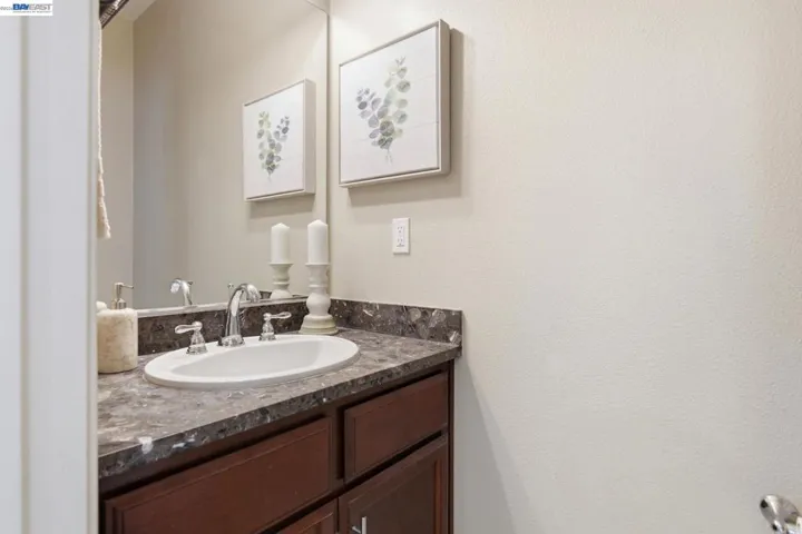 152 Heligan Lane 15, Livermore, California 94551-9999