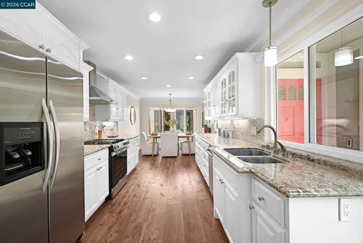 706 Lakeside Ct, Danville, California 94526