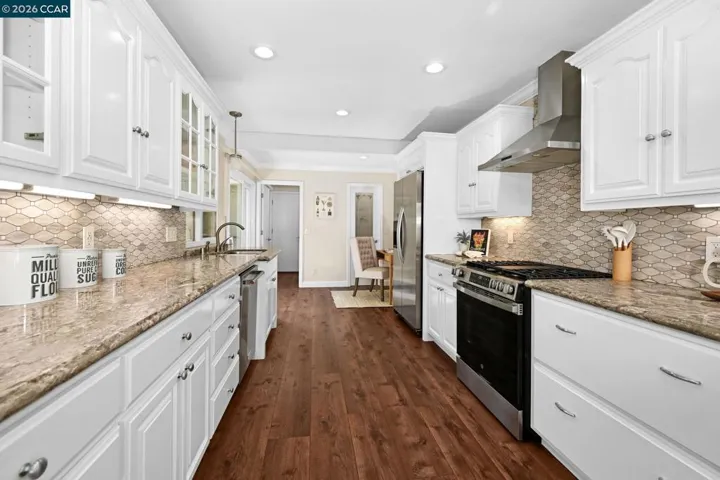 706 Lakeside Ct, Danville, California 94526