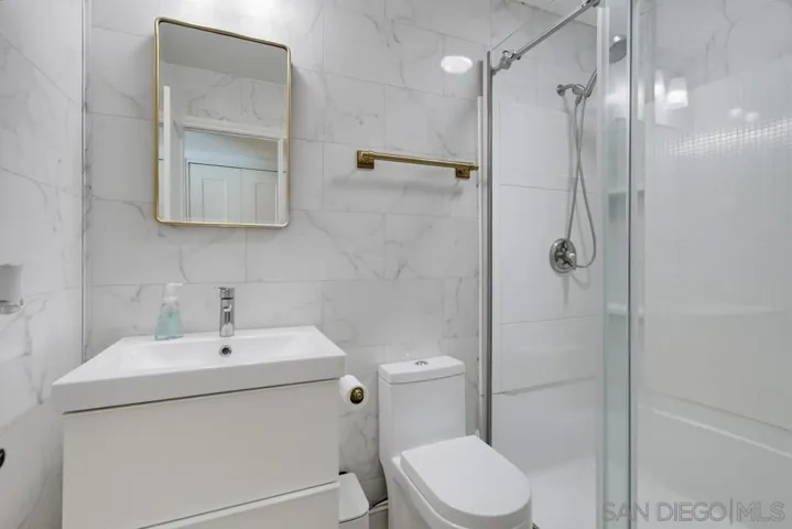 12979 Calle De Las Rosas, San Diego, California 92129