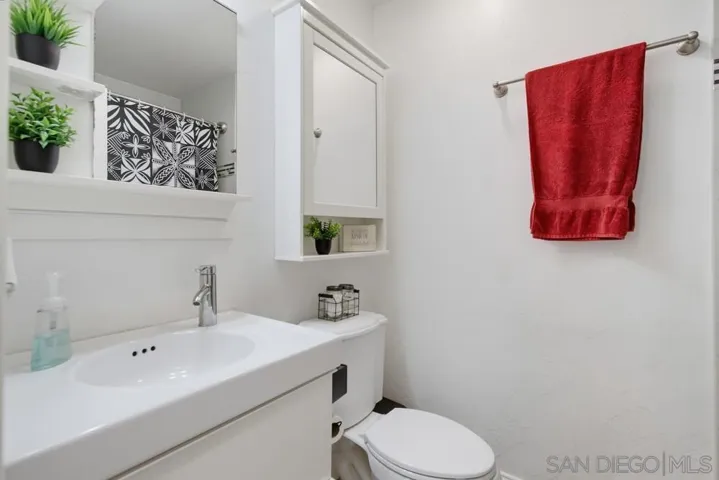 12979 Calle De Las Rosas, San Diego, California 92129