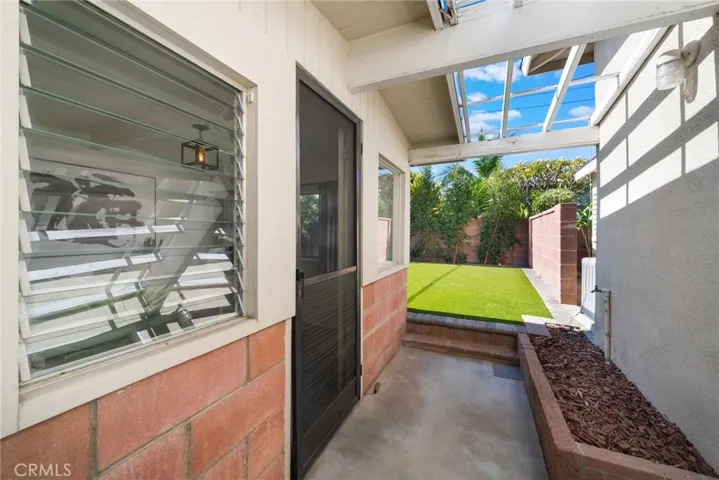 724 N Shirley, Orange, California 92867