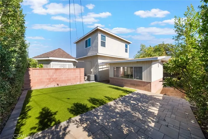 724 N Shirley, Orange, California 92867