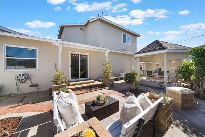 724 N Shirley, Orange, California 92867