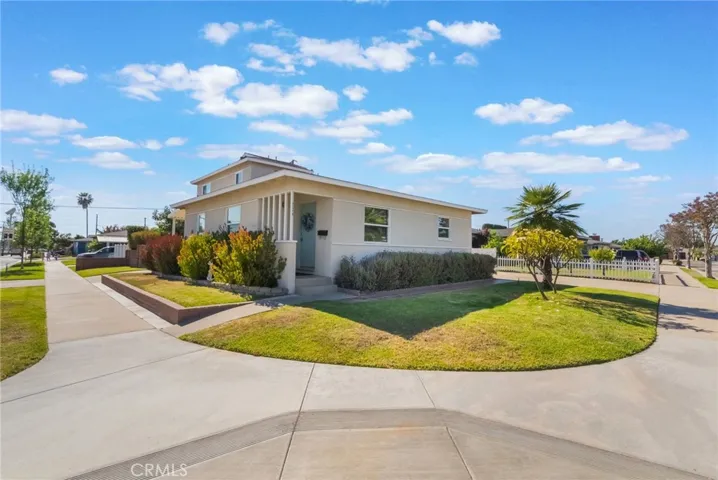 724 N Shirley, Orange, California 92867