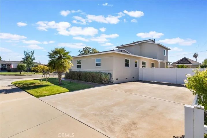 724 N Shirley, Orange, California 92867