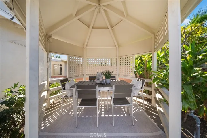 724 N Shirley, Orange, California 92867