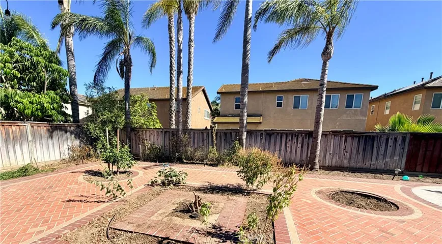 14141 Apple Grove Court, Eastvale, California 92880