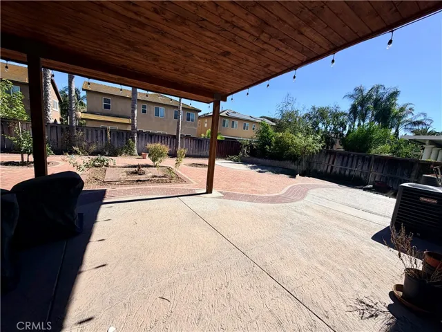 14141 Apple Grove Court, Eastvale, California 92880