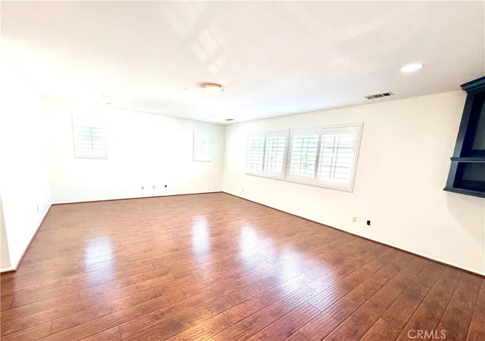 14141 Apple Grove Court, Eastvale, California 92880