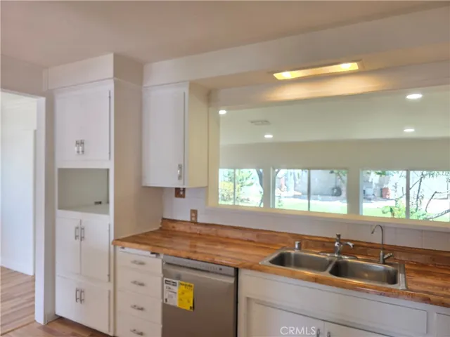 8834 Stansbury, Panorama City, California 91402