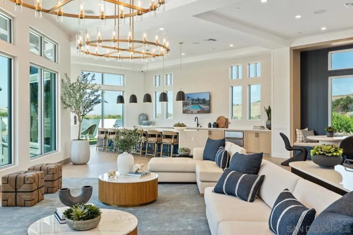 5040 Avenida Lugano #1, Chula Vista, California 91913