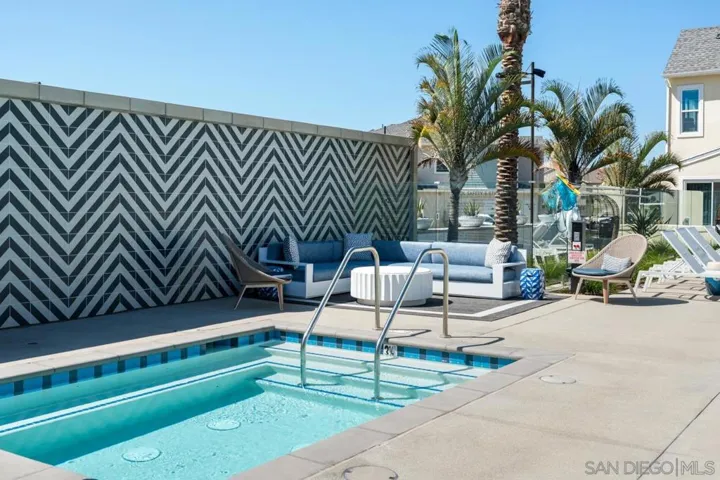 2075 Paseo Belluno #2, Chula Vista, California 91913