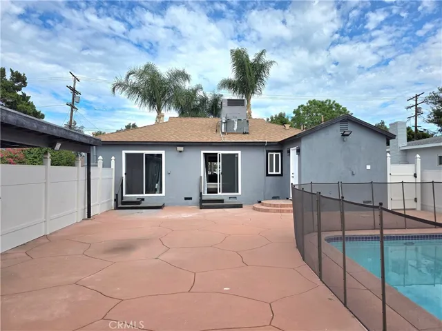 7523 Darby, Reseda, California 91335