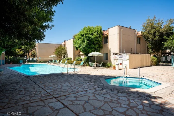 18307 Burbank Blvd 92, Tarzana, California 91356