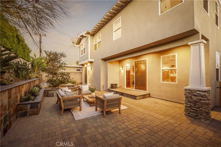 1005 Marvista Avenue, Seal Beach, California 90740