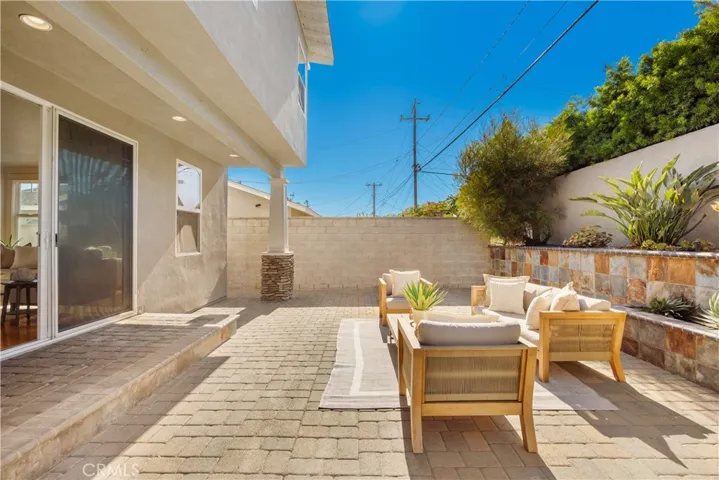 1005 Marvista Avenue, Seal Beach, California 90740