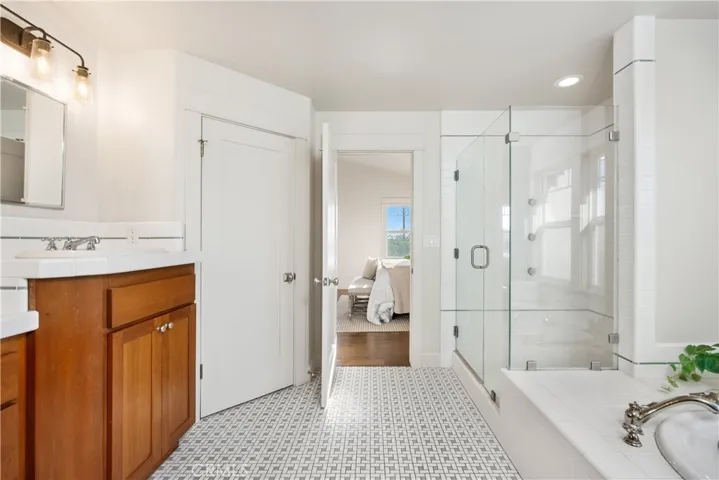 1005 Marvista Avenue, Seal Beach, California 90740