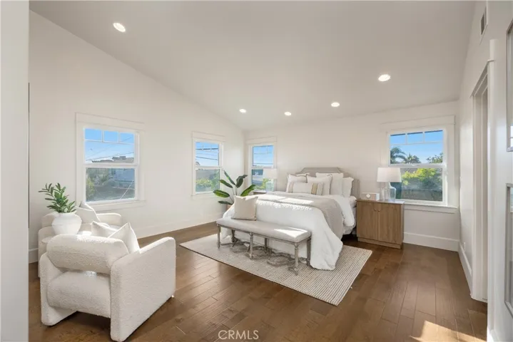 1005 Marvista Avenue, Seal Beach, California 90740
