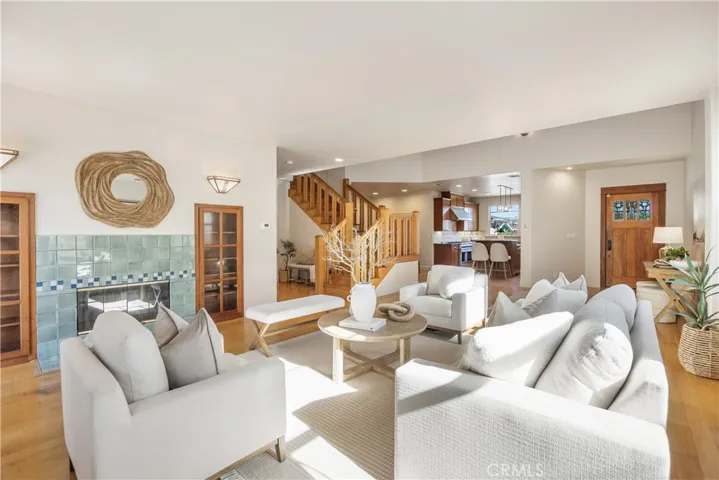 1005 Marvista Avenue, Seal Beach, California 90740