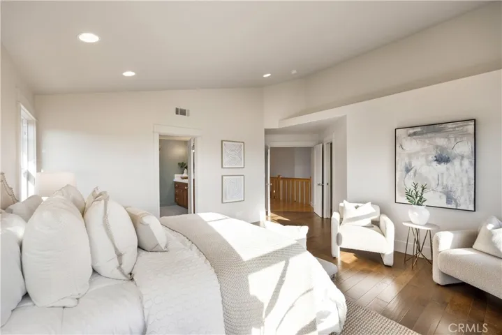 1005 Marvista Avenue, Seal Beach, California 90740