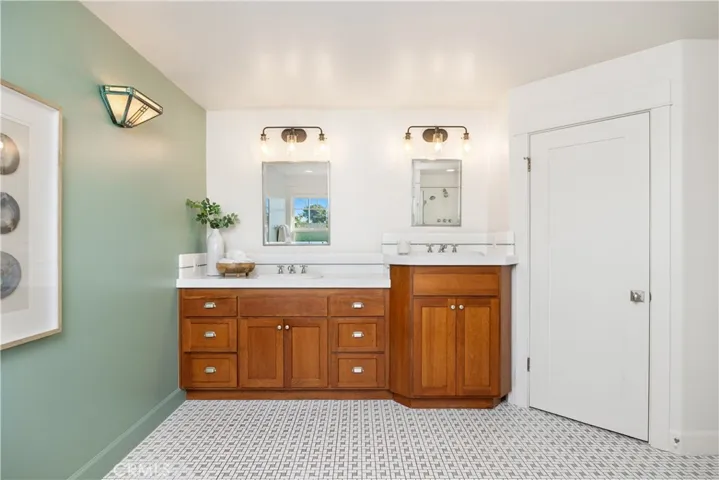 1005 Marvista Avenue, Seal Beach, California 90740