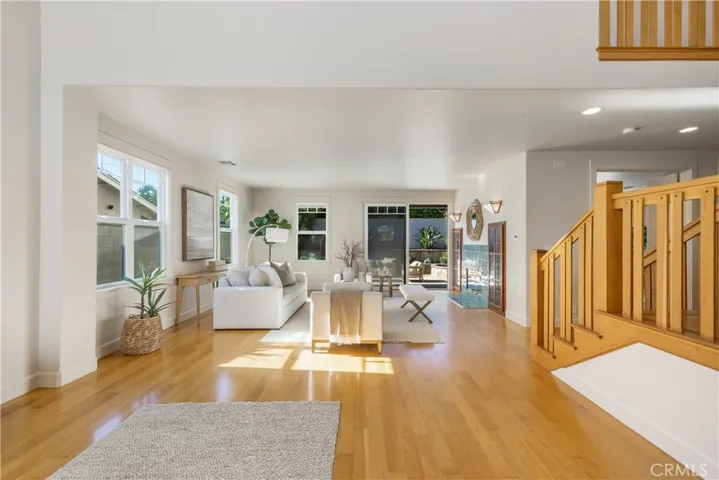 1005 Marvista Avenue, Seal Beach, California 90740