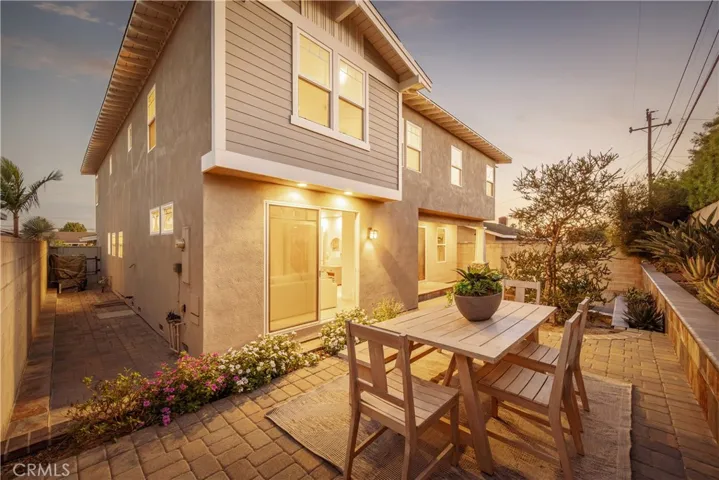 1005 Marvista Avenue, Seal Beach, California 90740