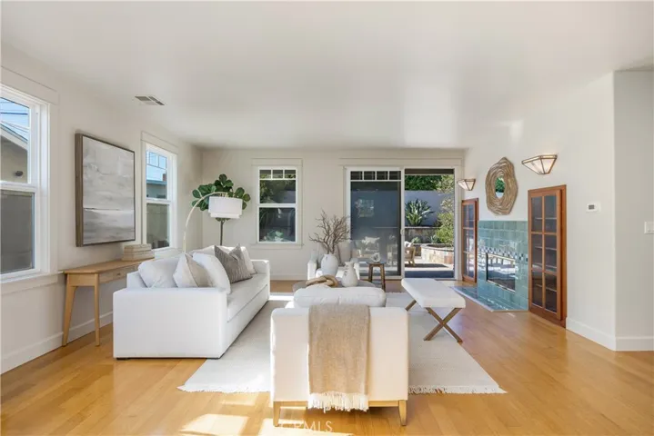 1005 Marvista Avenue, Seal Beach, California 90740