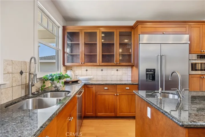 1005 Marvista Avenue, Seal Beach, California 90740