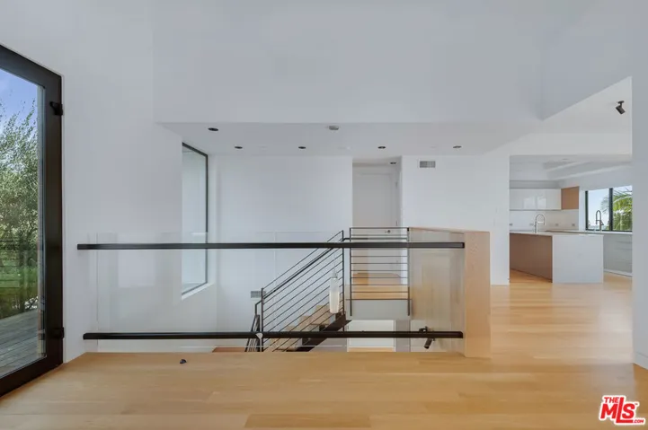 902 Berkeley Street, Santa Monica, California 90403