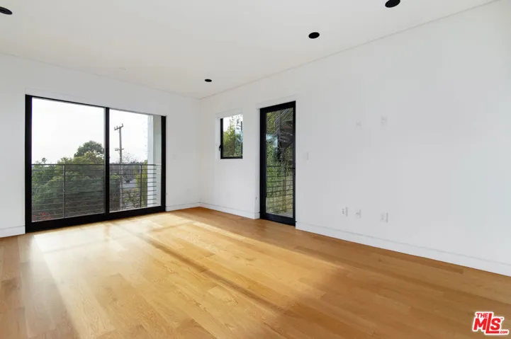 902 Berkeley Street, Santa Monica, California 90403