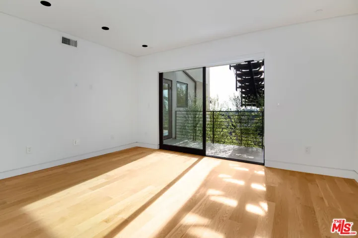 902 Berkeley Street, Santa Monica, California 90403