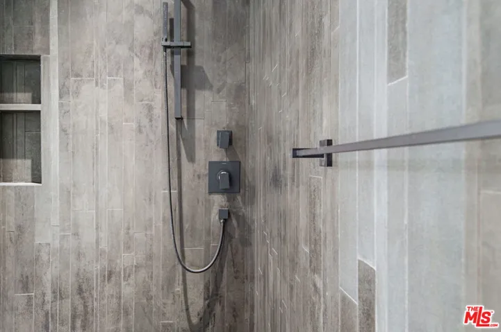 902 Berkeley Street, Santa Monica, California 90403