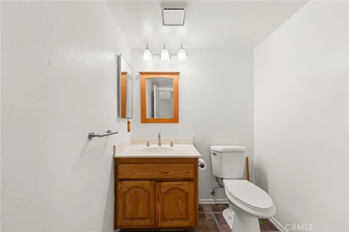 1/4 bath - for guests downstairs.