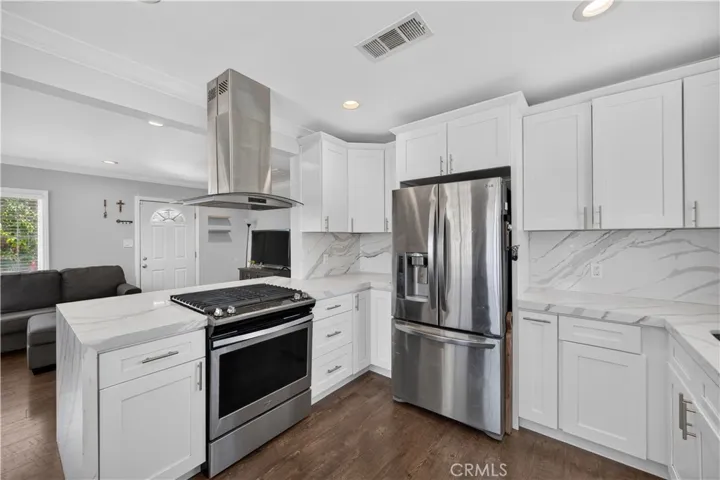 412 S Colfax Street, La Habra, California 90631