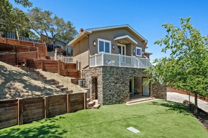 49142600 Winding Way, San Carlos, California 94070