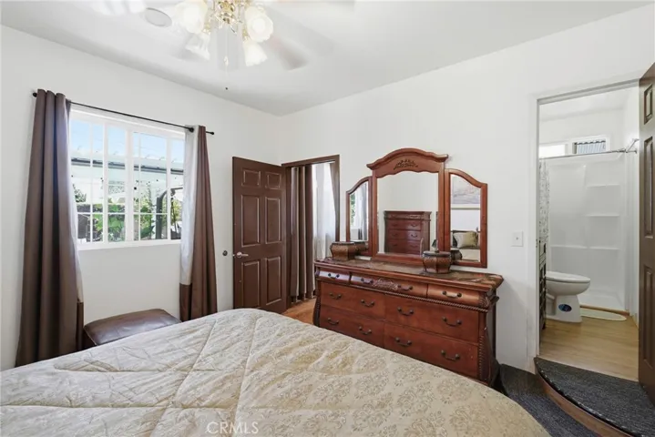 2525 W Olive Avenue, Fullerton, California 92833