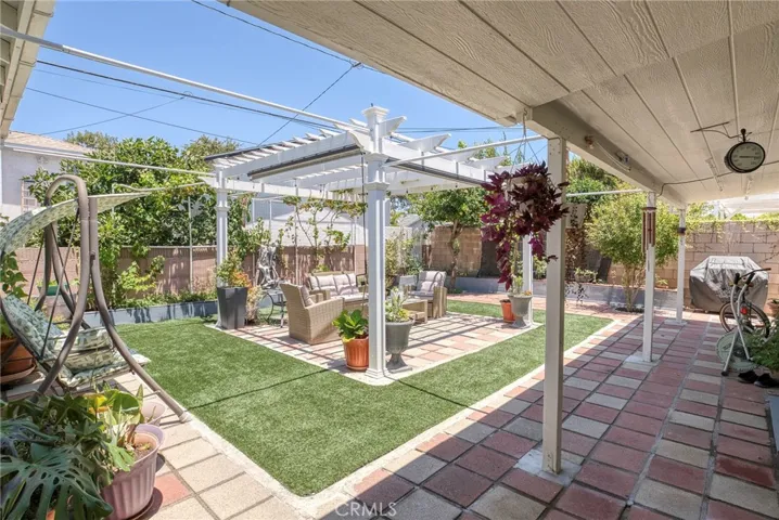 2525 W Olive Avenue, Fullerton, California 92833